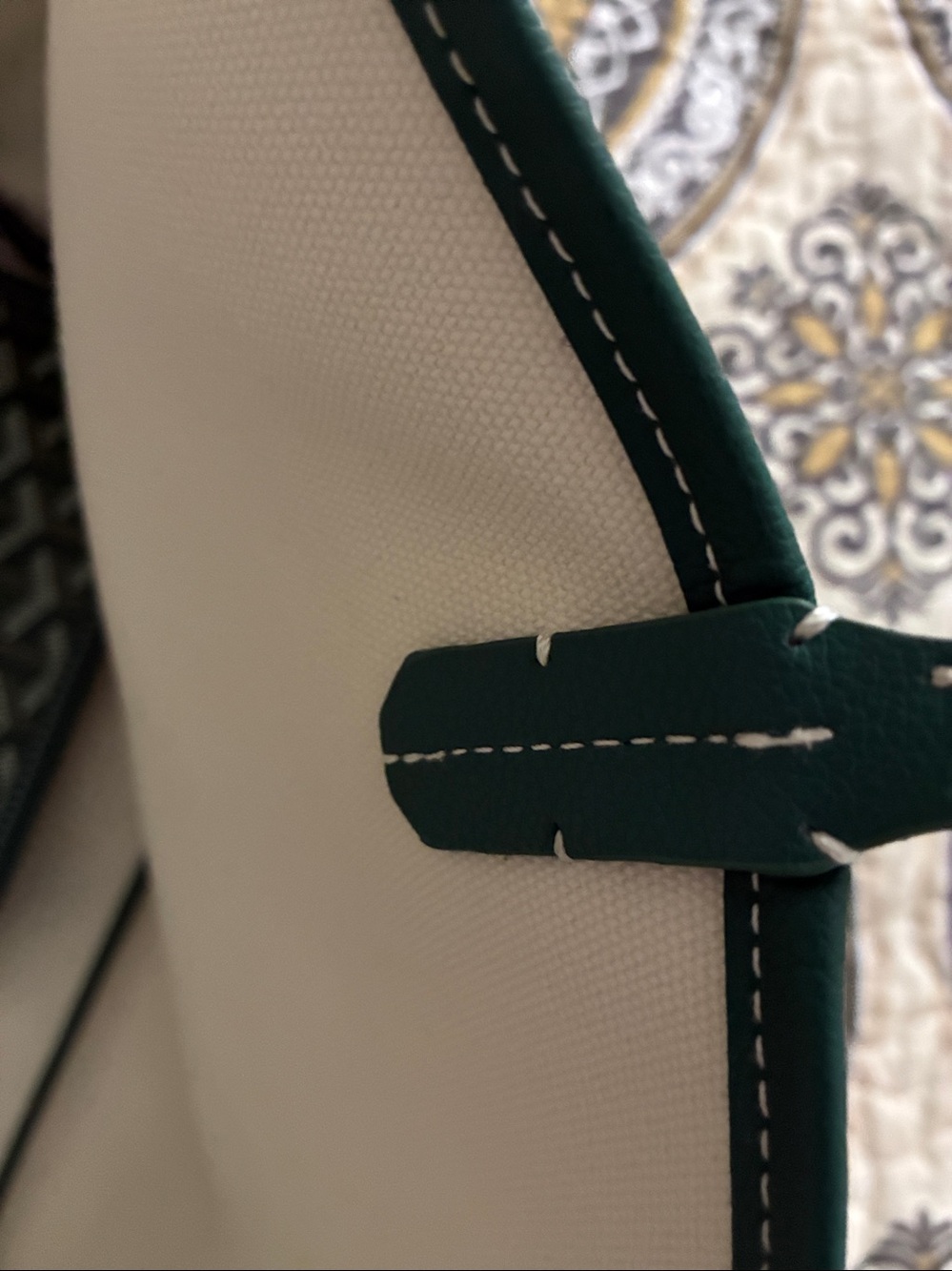 Green Patterned Tote Bag with Pouch - Women Bags plus mini - Picture 9 of 16